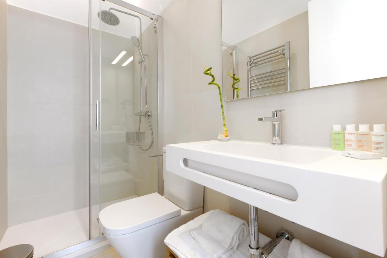 Latina Plaza Apartment Madrid Exterior photo